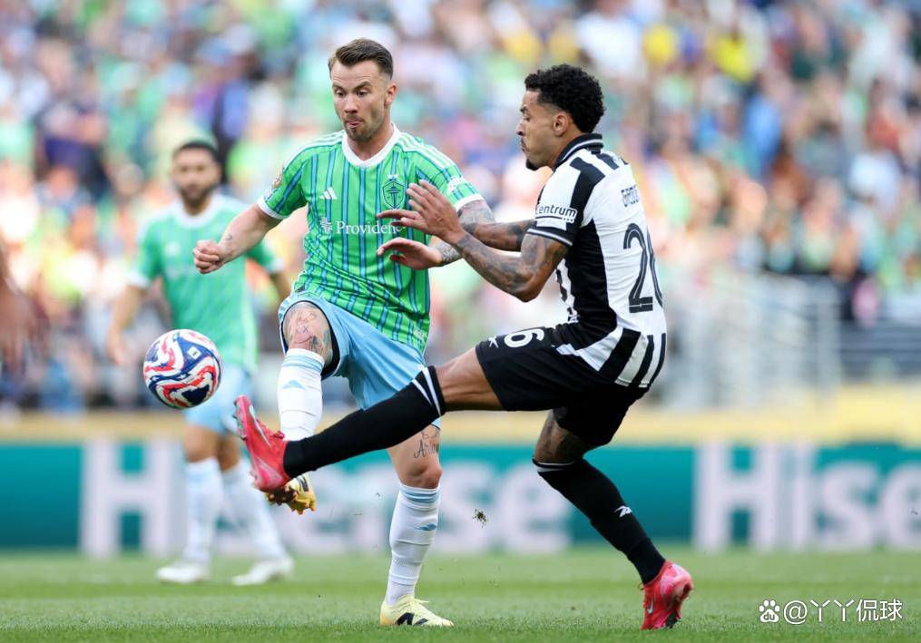 阿扎伦卡焦点对战，Uzi与40激战巴黎圣日耳曼分钟，大比分获胜胜负难料！的简单介绍